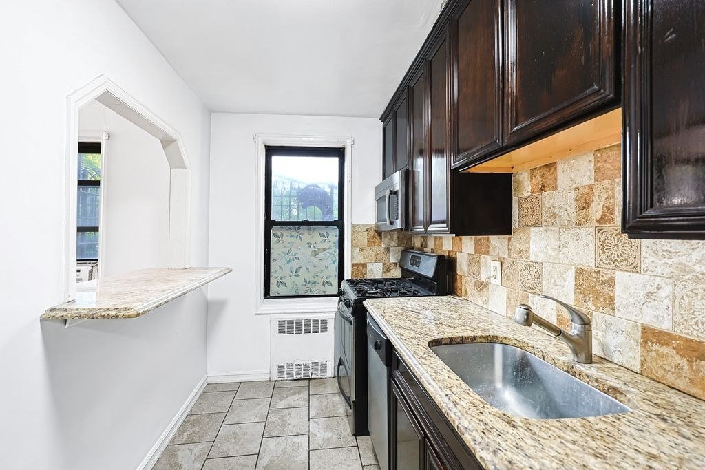 Kitchen window
